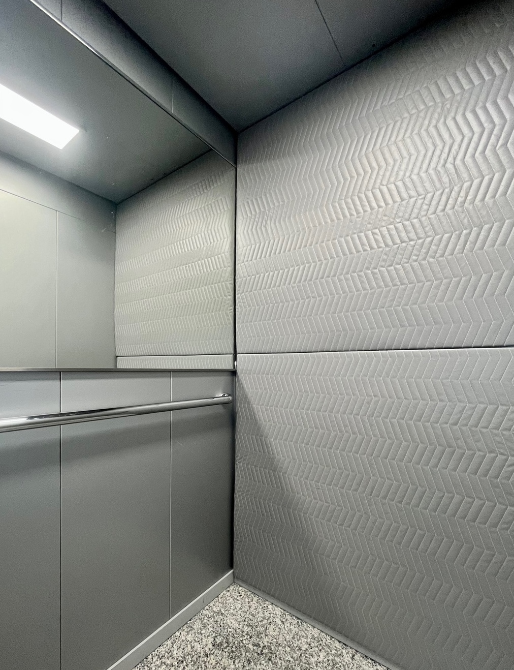 Чехол в лифт, защита стен лифта,  панели для лифта