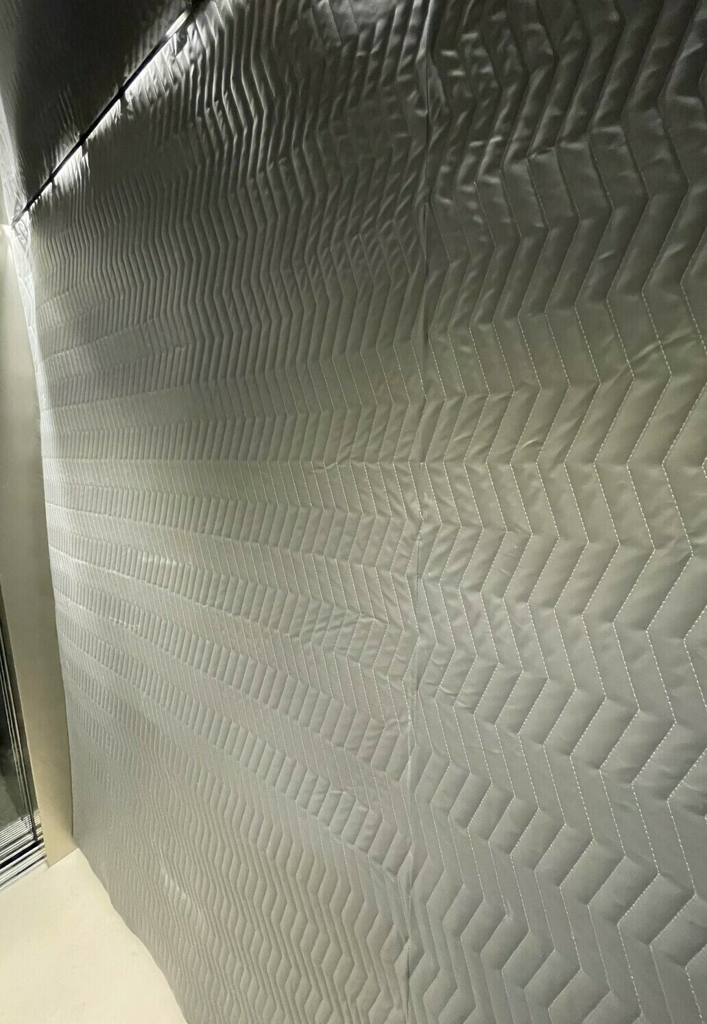 Защита лифта панелями