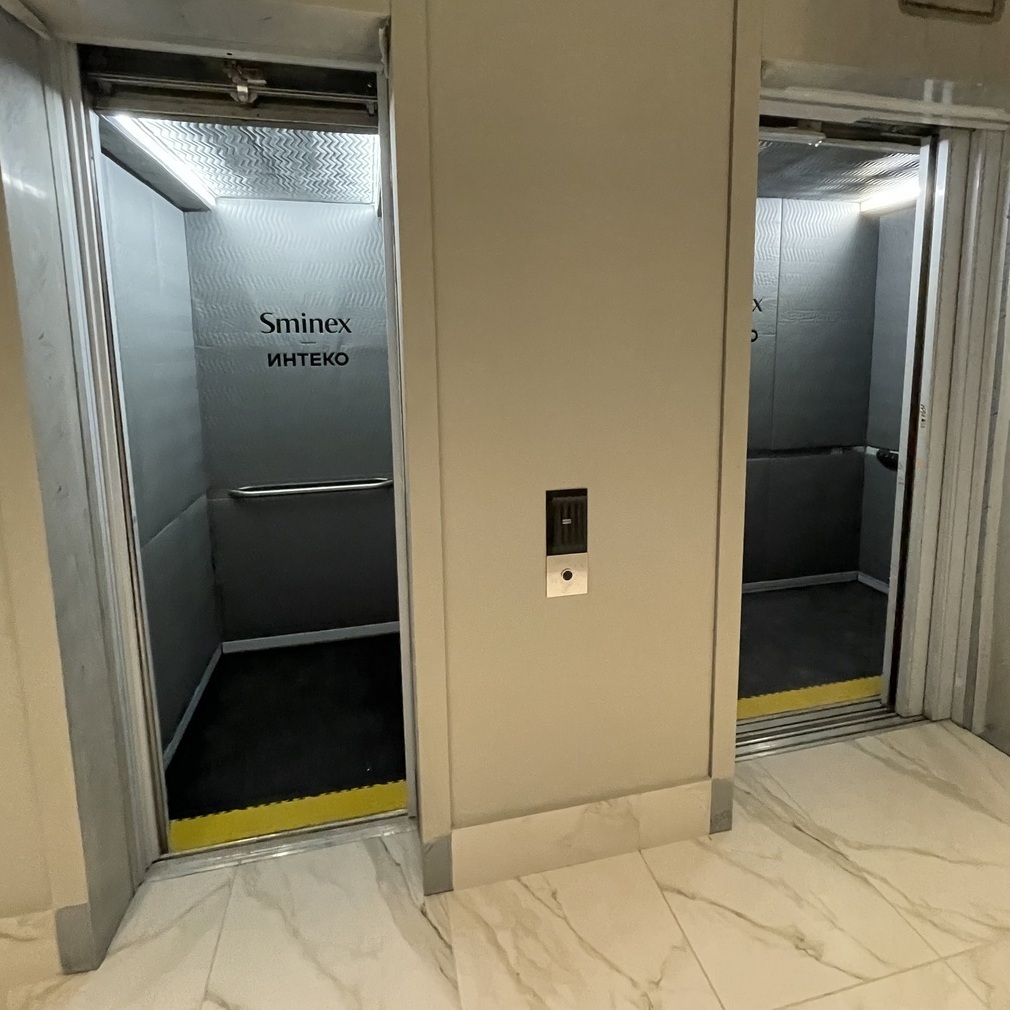 Защита лифта панелями