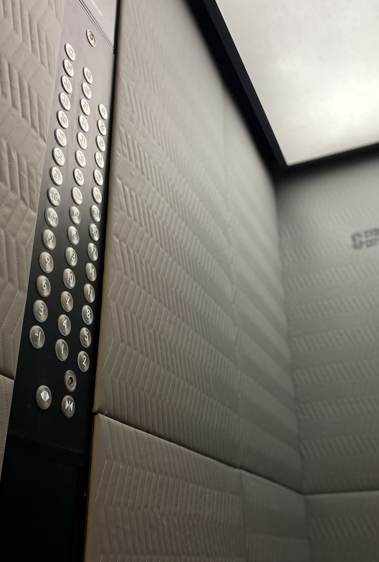 Защита лифта панелями