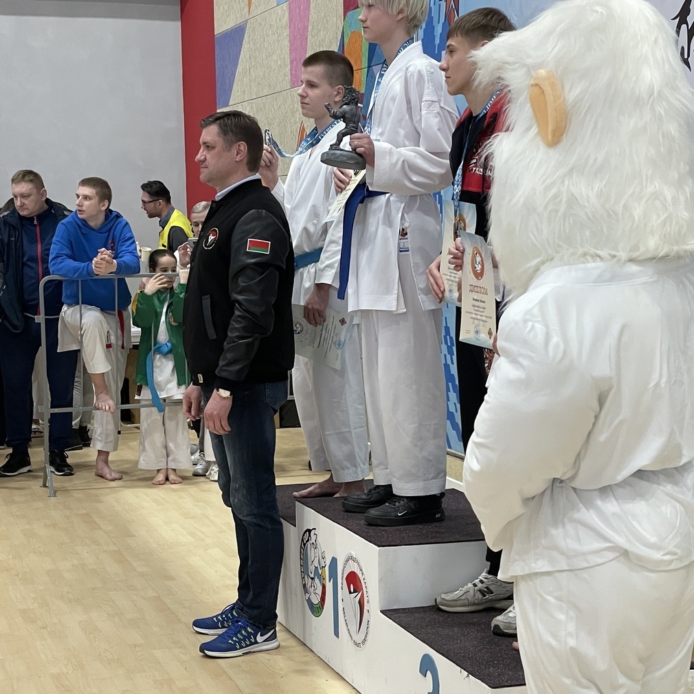 Защита лифта панелями  Коверлифт 