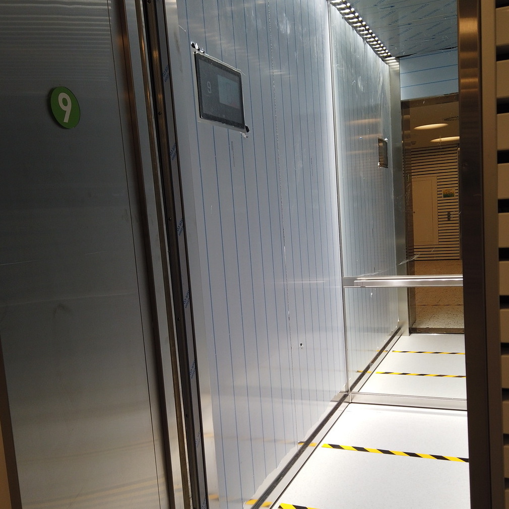 Защита лифта панелями  Коверлифт 